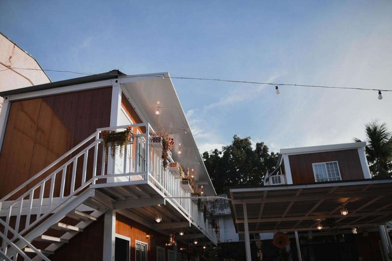 Olive Hostel Roxas City Ngoại thất bức ảnh