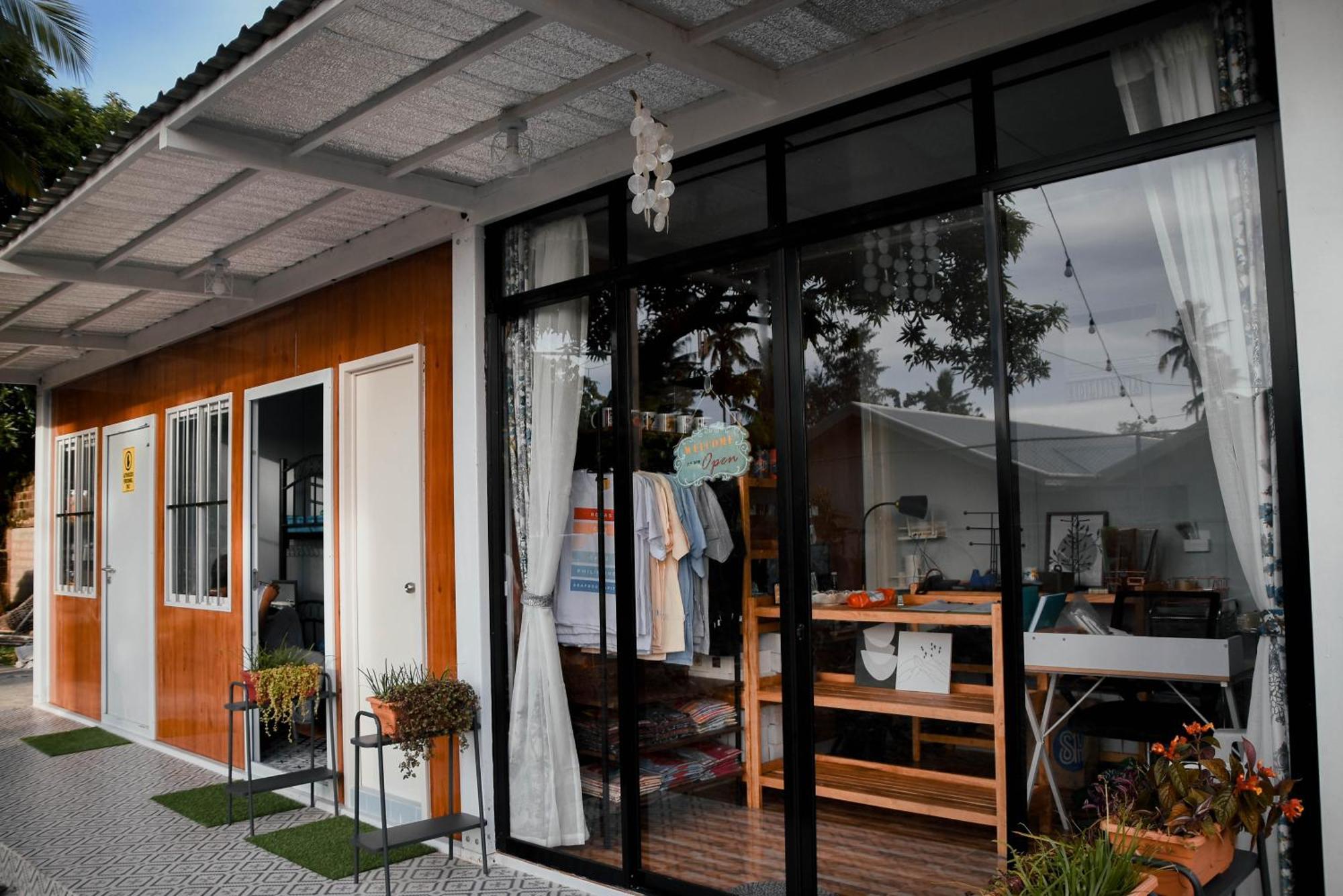 Olive Hostel Roxas City Ngoại thất bức ảnh