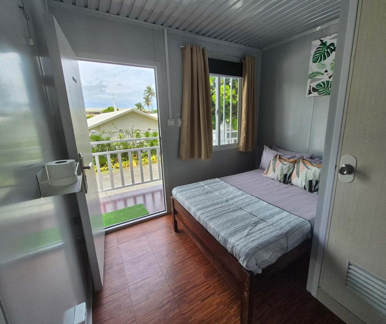 Olive Hostel Roxas City Ngoại thất bức ảnh